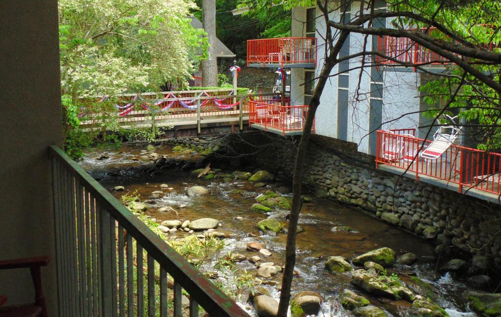 Terrace Inn On The Water Gatlinburg Pokoj fotografie